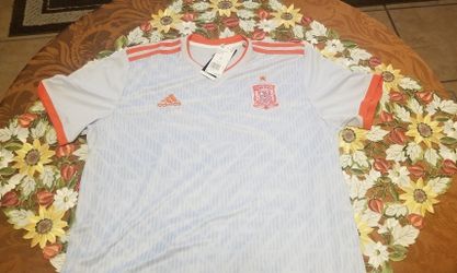 Adidas Spain 2018 away jersey Size XL - M