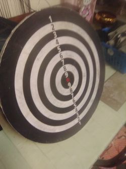Heavy dart board