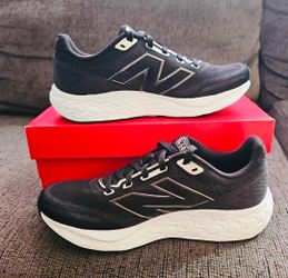 ✨ New Balance Fresh Foam 680 V8 Running Shoes Women’s 9 NWT ✨