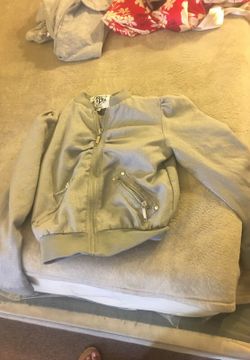 Am selling this for 10