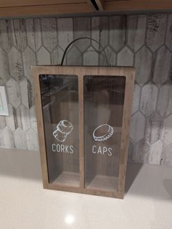 🍷 Corks & Caps Wooden Collector Box – Rustic Bar Décor