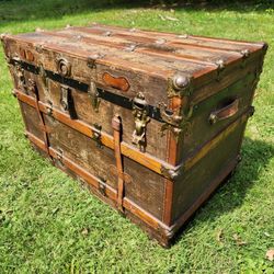 Adam Express Wooden Chest/trunk/storage