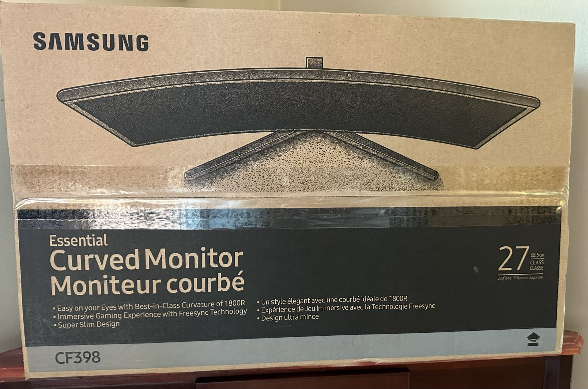 Samsung 27” Curved Monitor CF398 - New in Box