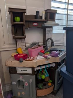 Lil tike wifi play kitchen