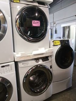 Samsung front load washer and dryer set working perfectly