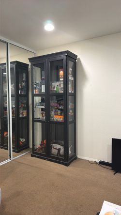 Display cabinets