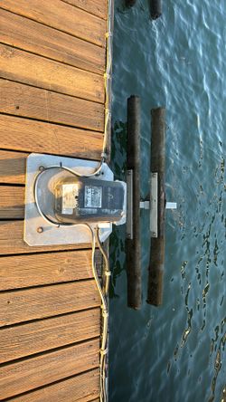 Dockside 1000 stand up jet ski lifts. Solar