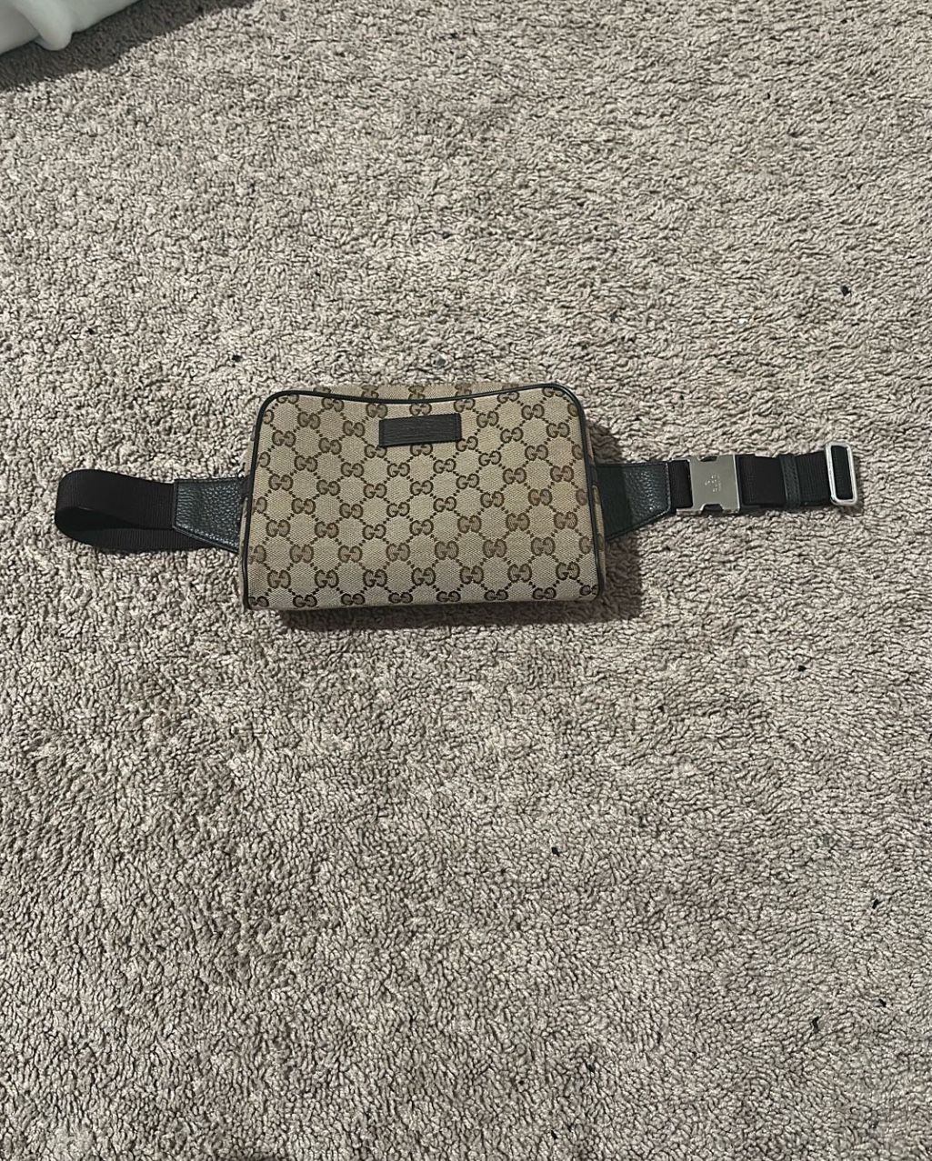 Gucci Pouch