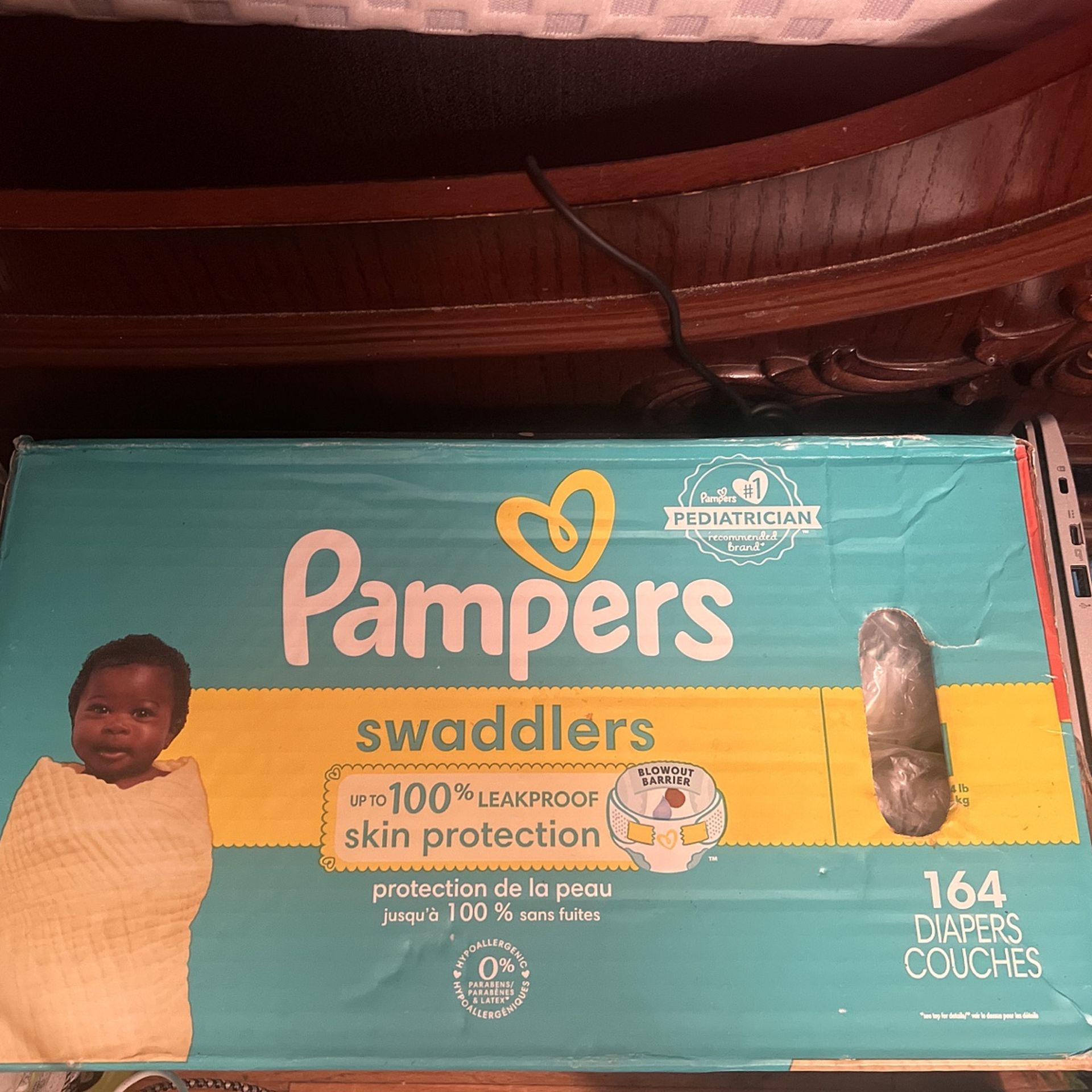 Pampers 