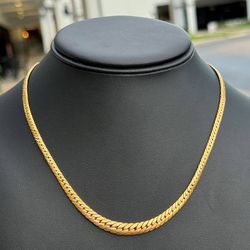 Jewelry 14k Yellow Gold Flat Cuban link 18” Chain necklace 8.2 grams 4.00mm