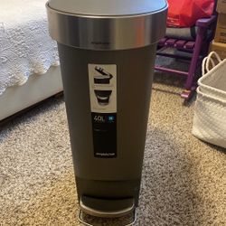Simple human Garbage Can