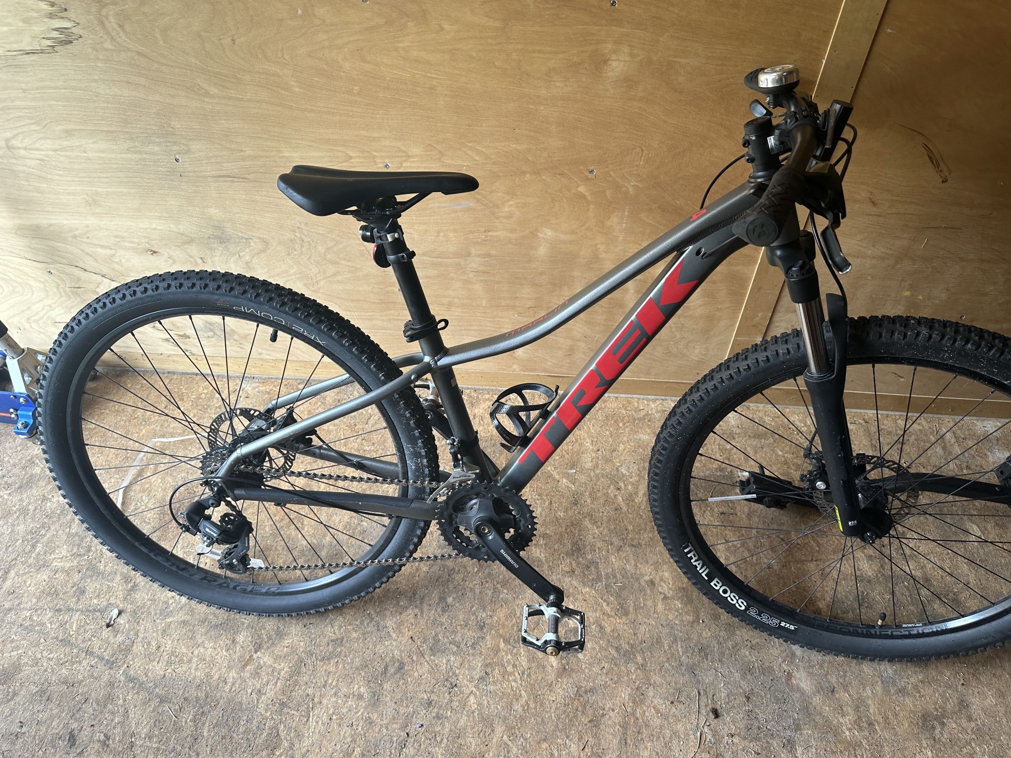 TREK MARLIN HARD TAIL MOUNTAIN BIKE SIZE XS