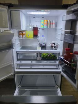 Samsung Refrigerator RF28R6301SR/AA for Parts Only!