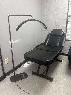 Massage bed and light