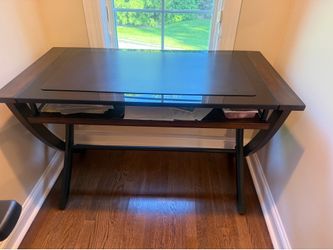Desk/chair