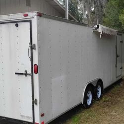 Enclosed Trailer 24 Ft