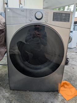 LG ThinQ electric. Dryer