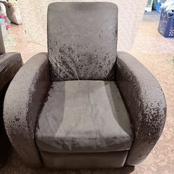 FREE - Leather Recliner Set