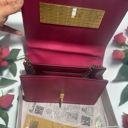 Beautiful And Elegant Bag  Special For Mothers Day 