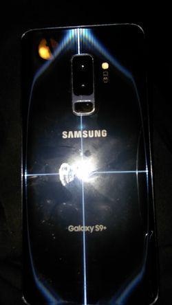 Samsung S9+ (Screen Broken)