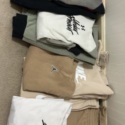 Boys Youth XL Sweatpants And Sweatshirts 