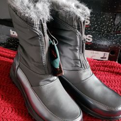 Tote Snow Boots 9M