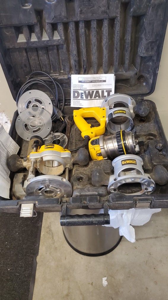 DeWalt DW618B3 Router Combo Kit