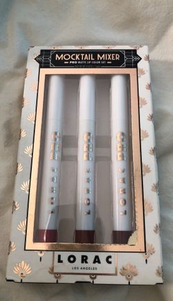 Lip liners
