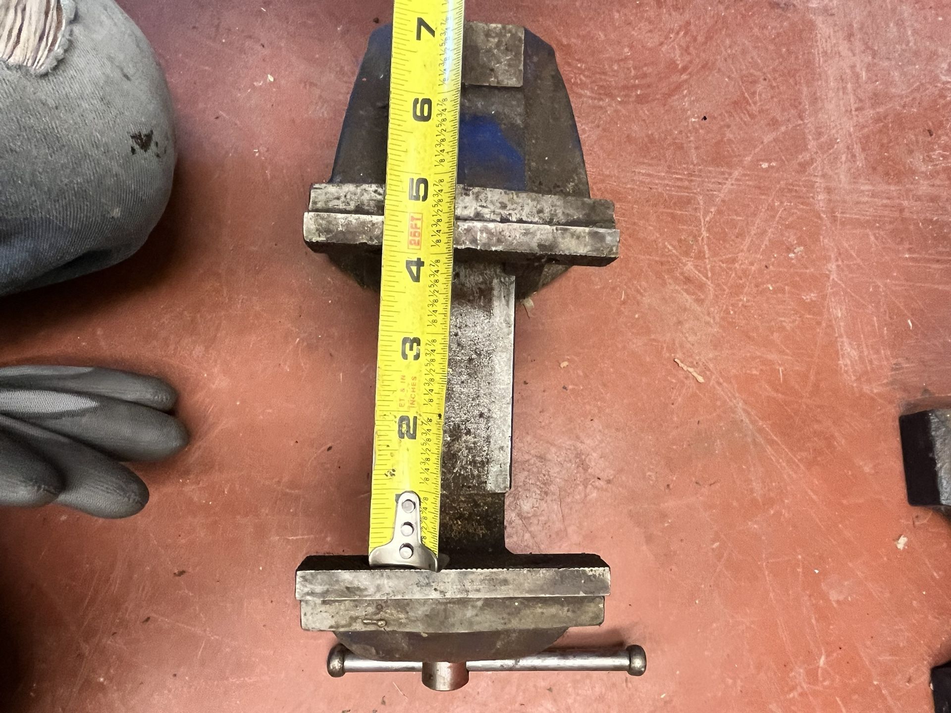 Vice and anvil