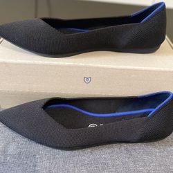 Like NEW ROTHEY’S BLACK FLATS 