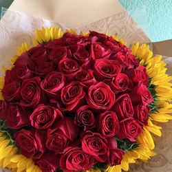 50 Rosas Sunflower