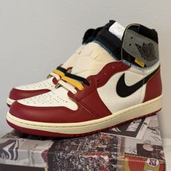 Air Jordan 1 Retro High OG SP 'Chicago Shadow' (9.5)