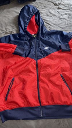 Nike windbreaker