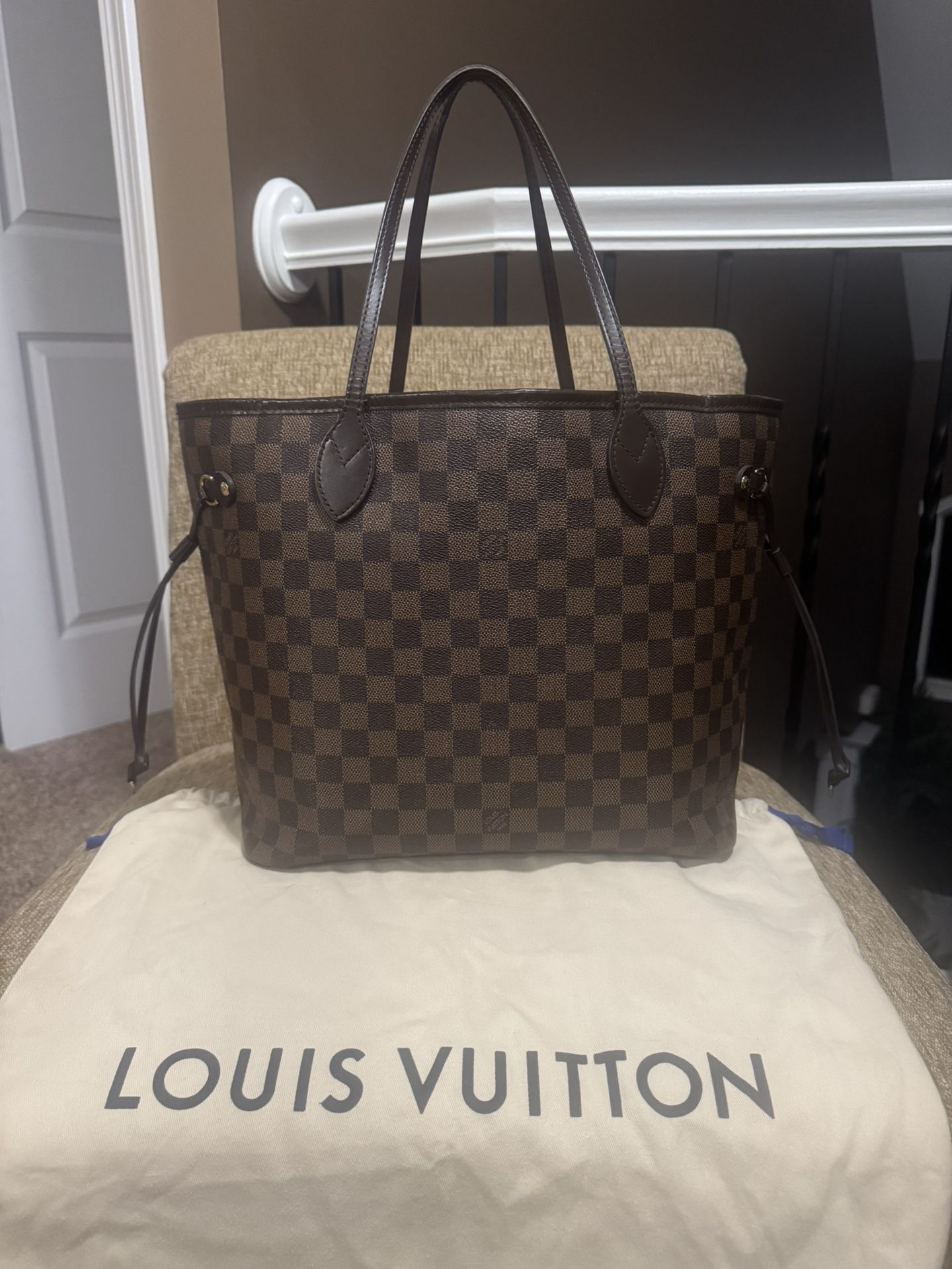 ❤️ Authentic LV Louis Vuitton Neverfull MM Shoulderbag Purse Ebene Damier W/ Dustbag ❤️