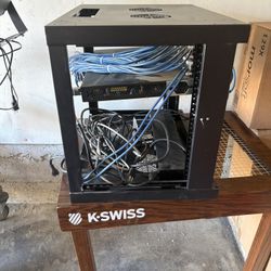 Network Rack with Aruba Switch, PDU, Cables – Complete IT Setup