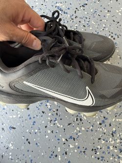Nike Baseball Cleats - 6Y