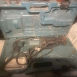 Makita  Reciprocating  Saw (Sawzaw)