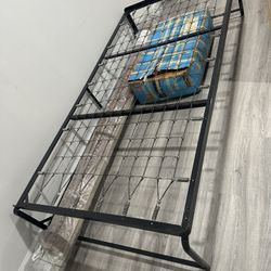 Daybed With Underbed Pop up Trundle With 1 Twin Mattress