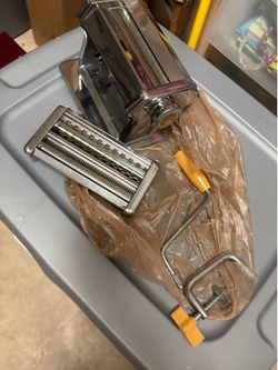 Spaghetti maker