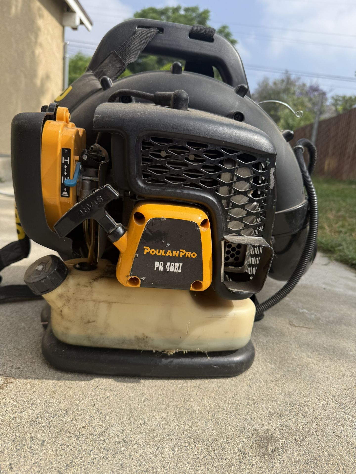 Poulan Pro PR46BT