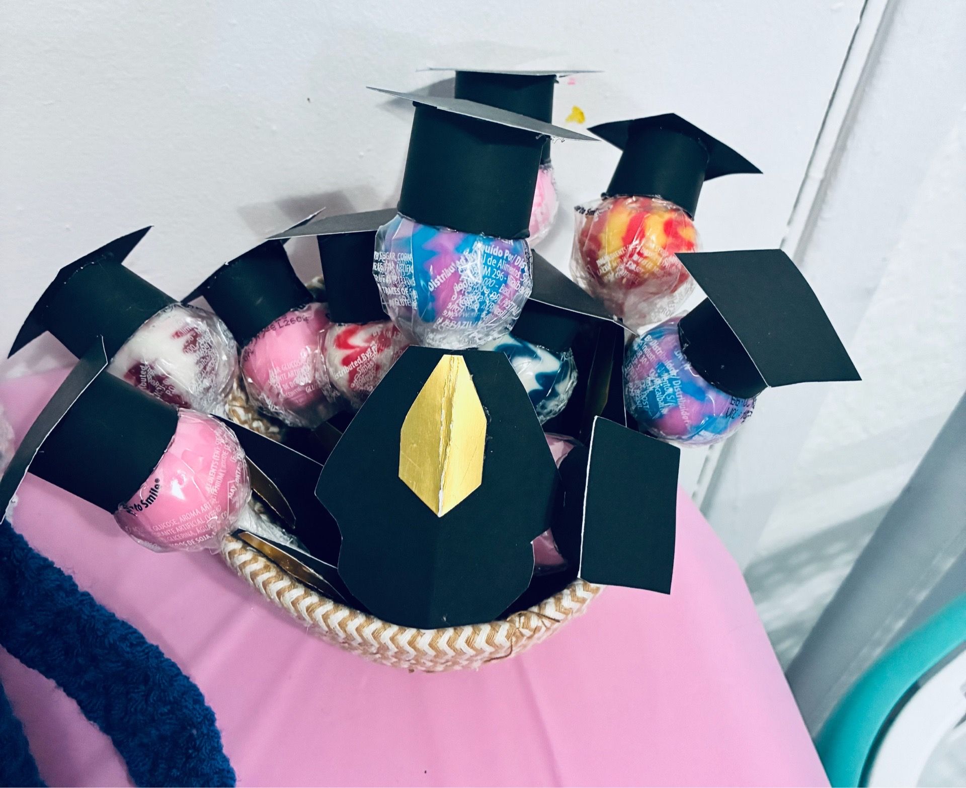 Graduation pops