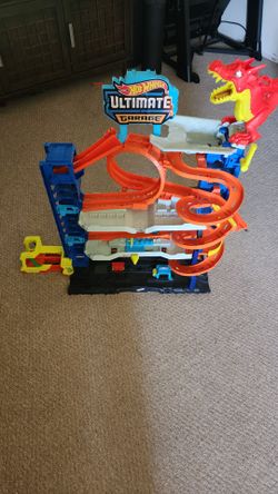 HotWheels ult. Garage