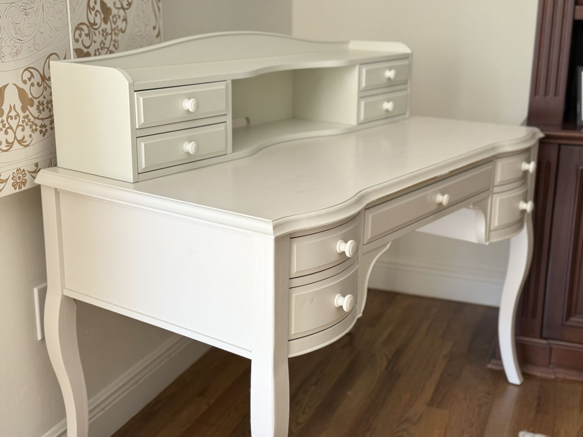 Pottery Bern Teen Lilac Desk with Hutch