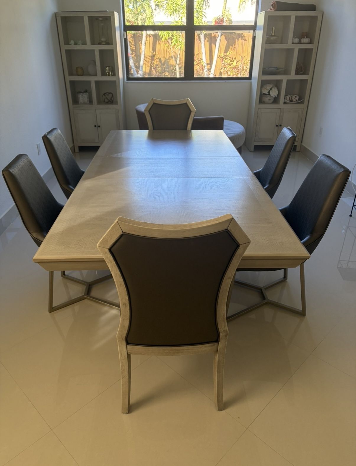 Sofia vergara dining Set