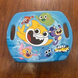 Baby Shark Scoot Racer