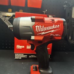 Milwaukee M18 FUEL 18V 1/2 in High torque Impact Wrench with Friction Ring. 1600ft lb torque NEW