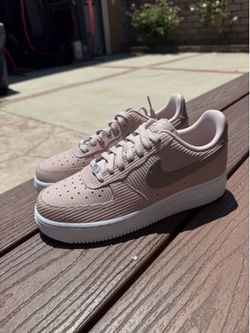 Nike Air Force 1 ‘07 LV8 Women’s size 9- Light pink/blush