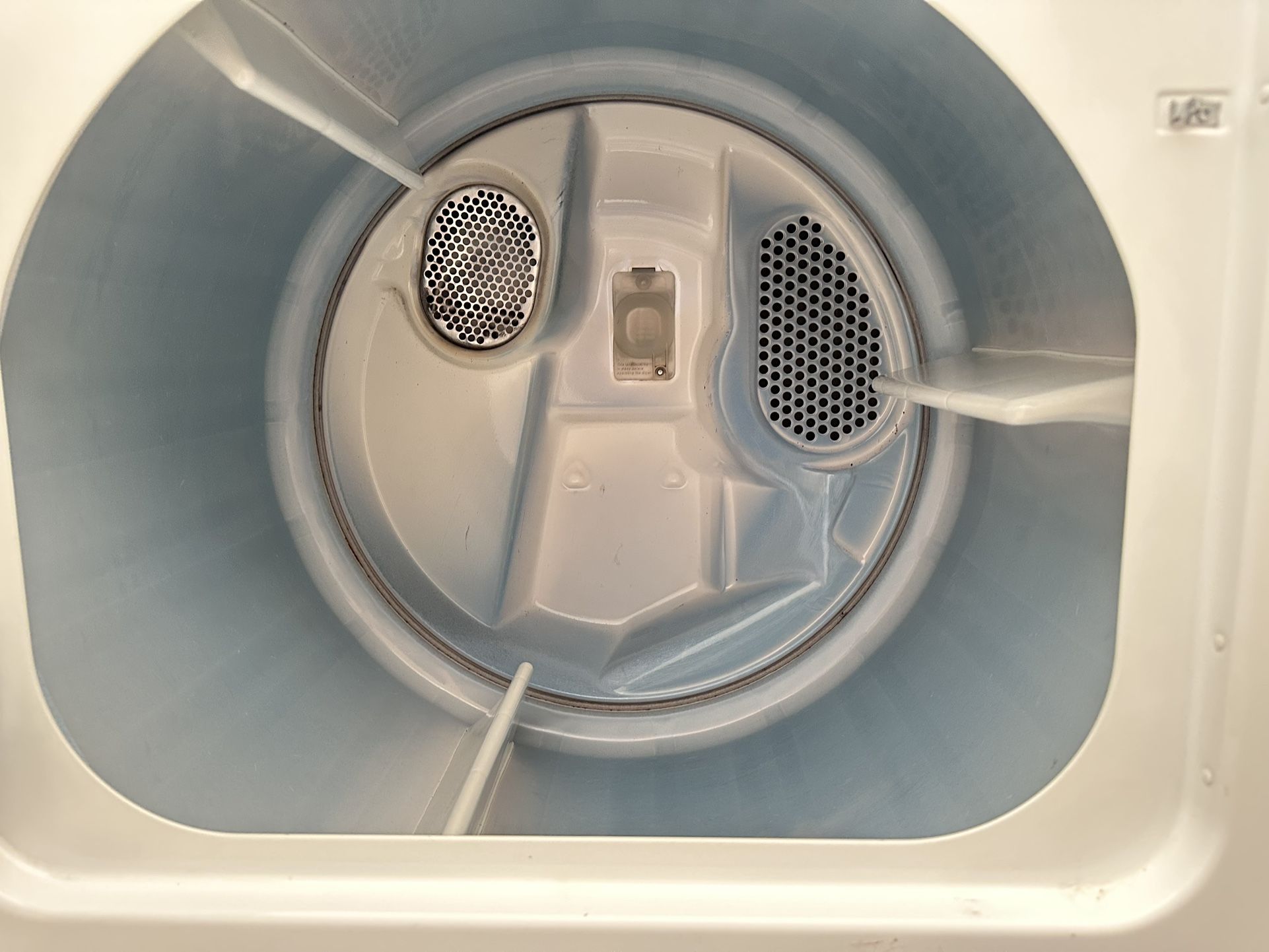 Whirlpool Washer And Electric Dryer