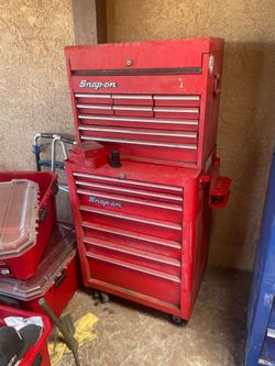 SNAP ON TOOL BOX