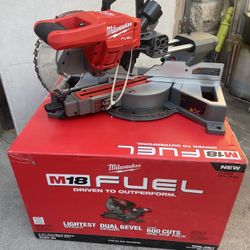 M18 FUEL 18V Lithium-Ion Brushless Cordless 7-1/4 in. Dual Bevel Sliding Compound Miter Saw (Tool-Only)